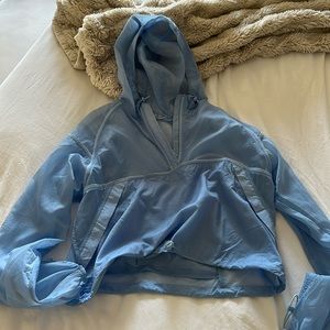 OUTDOOR VOICES WINDBREAKER PULLOVER- BLUEBELL